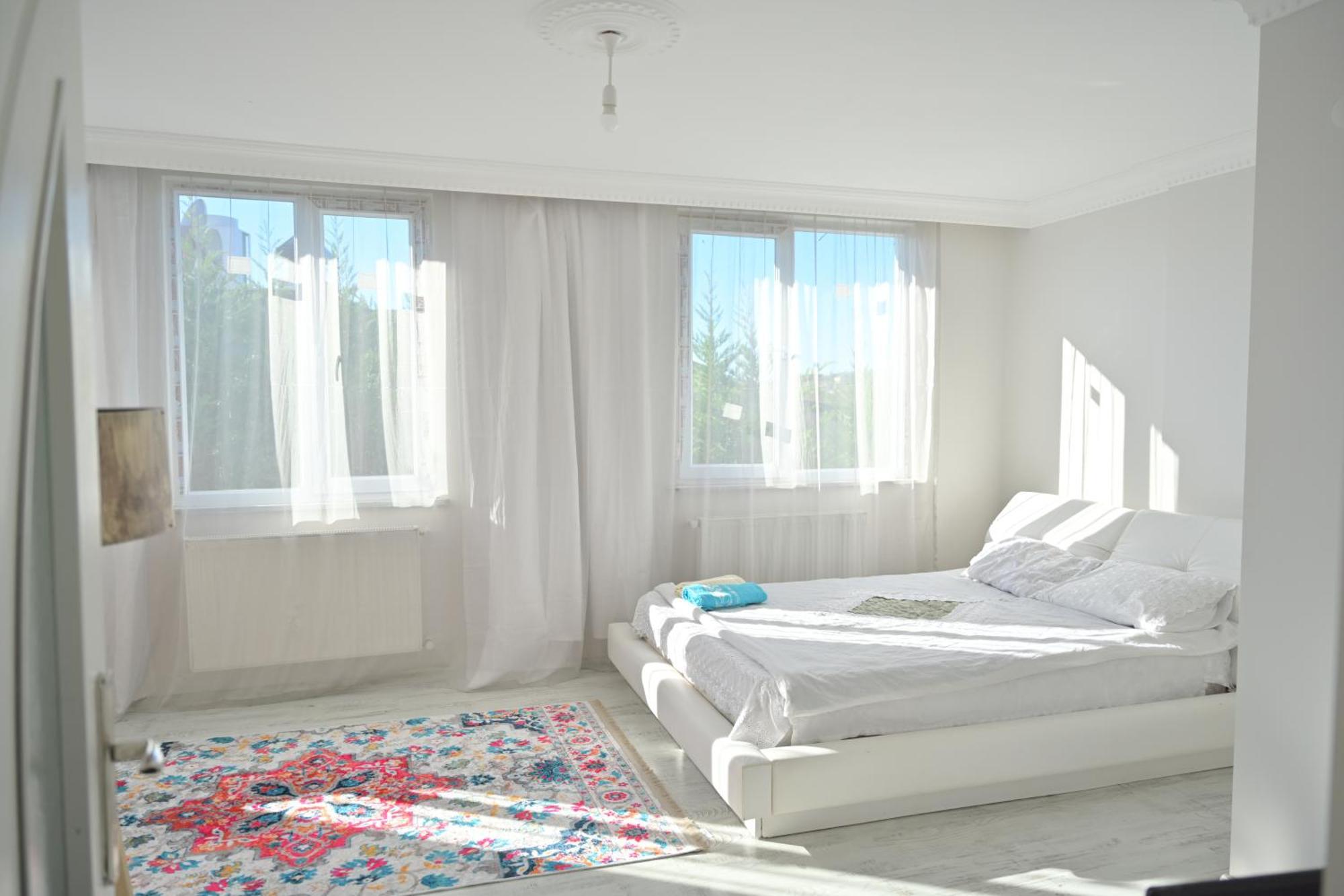 Ahmet Teacher Hotel,6 Minutes From The Airport Arnavutkoy エクステリア 写真